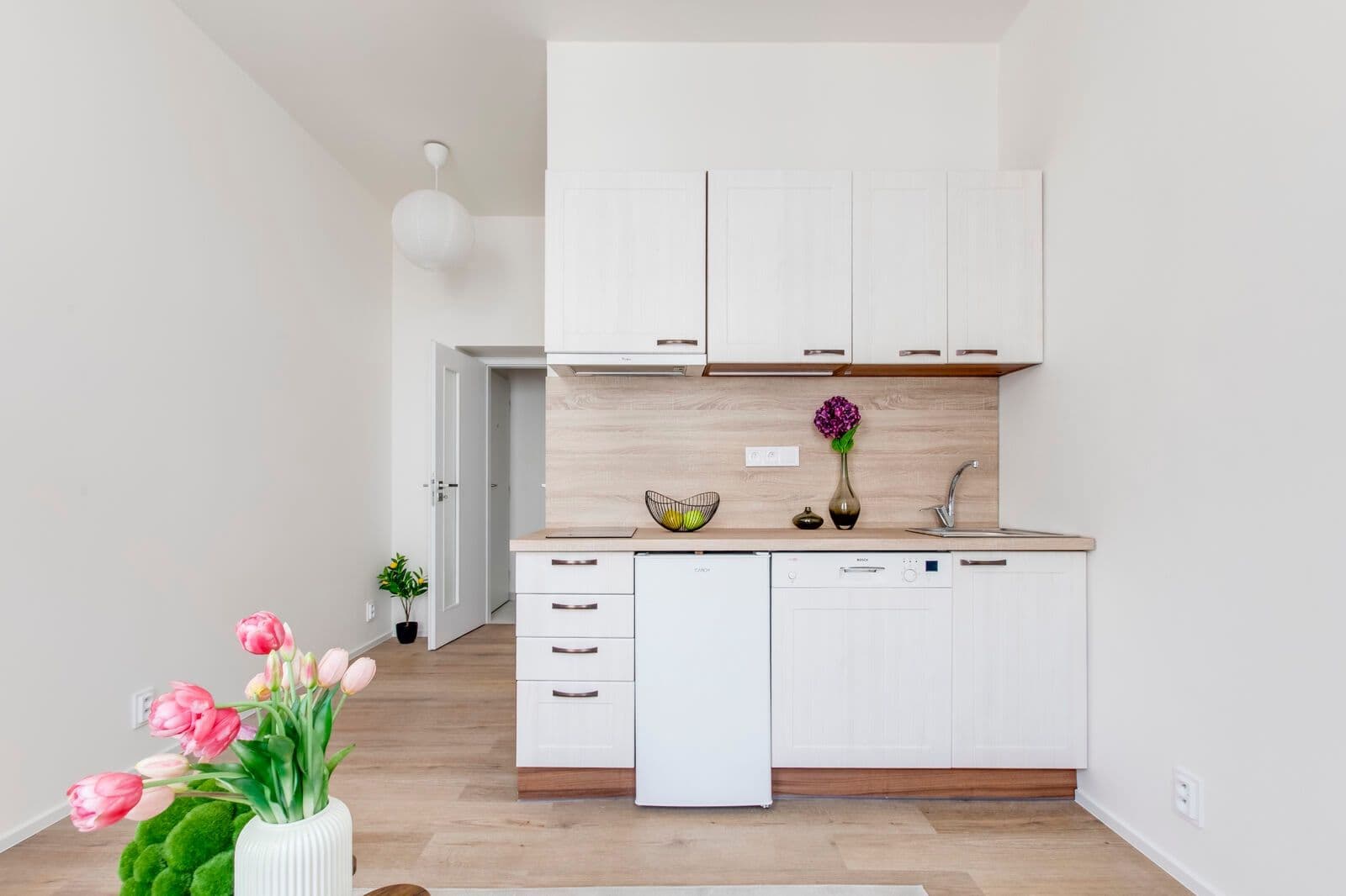 Prenájom bytu 1-izbový 19 m², Kolmá, Praha, Praha Prenájom bytu 1-izbový 19 m², Kolmá, Praha, Praha