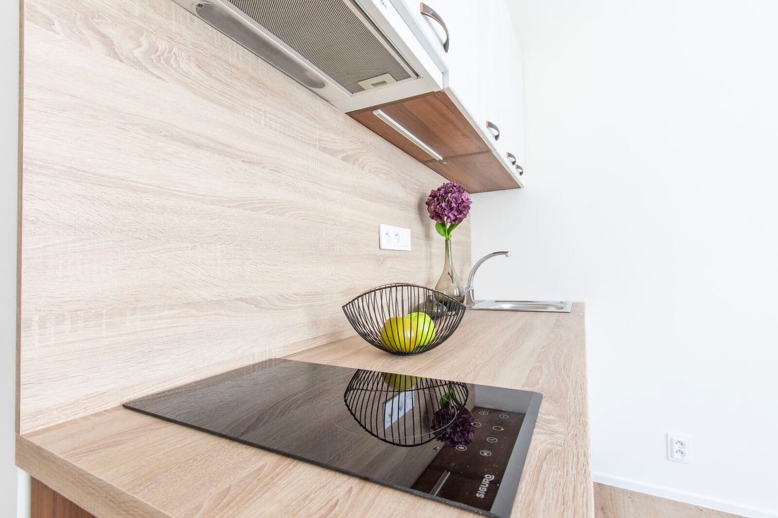 Prenájom bytu 1-izbový 19 m², Kolmá, Praha, Praha Prenájom bytu 1-izbový 19 m², Kolmá, Praha, Praha