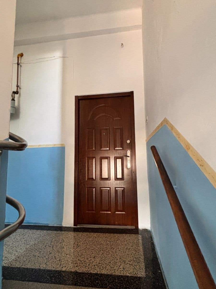 Prenájom bytu 3-izbový 85 m², U zámku, Teplice, Ústecký kraj Prenájom bytu 3-izbový 85 m², U zámku, Teplice, Ústecký kraj