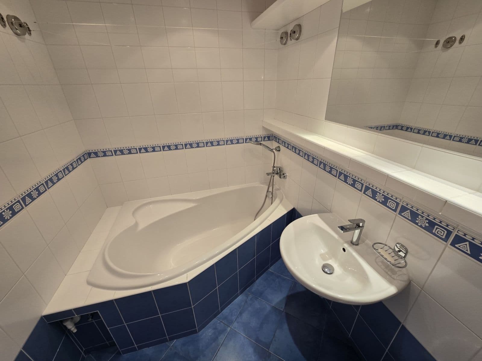 Prenájom bytu 3-izbový 77 m², Dědinova, Praha, Praha Prenájom bytu 3-izbový 77 m², Dědinova, Praha, Praha