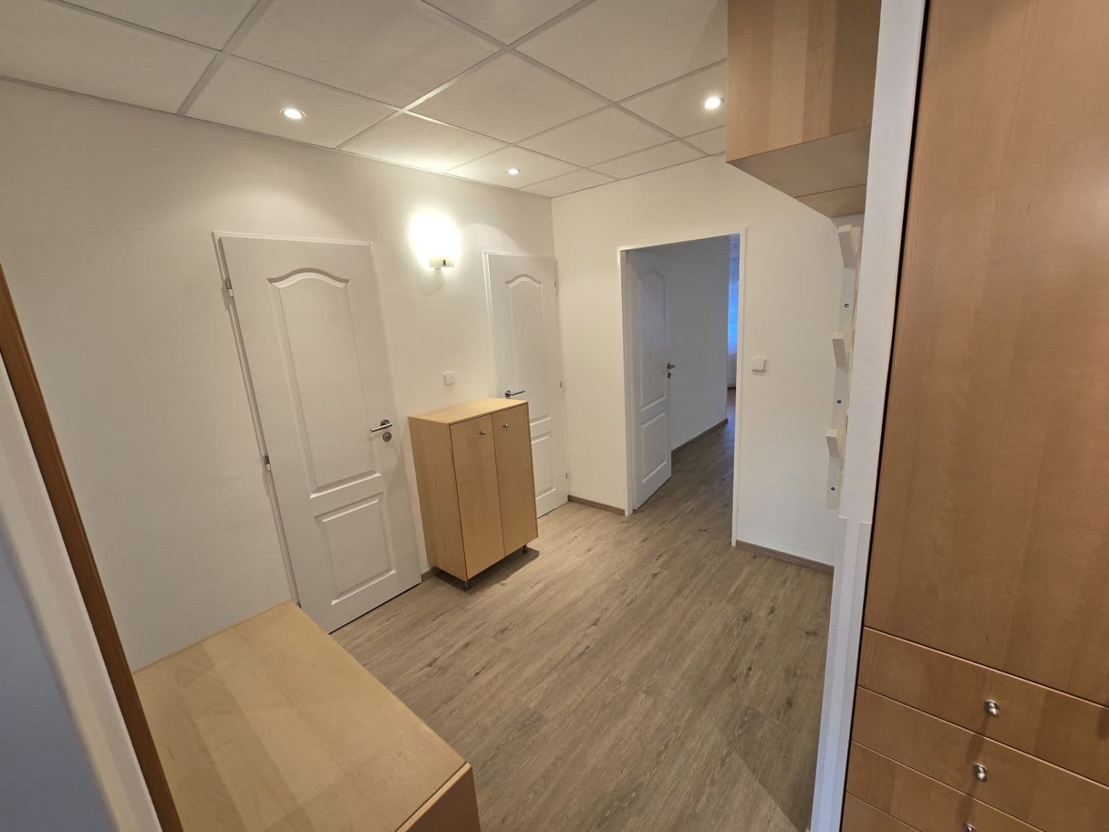 Prenájom bytu 3-izbový 77 m², Dědinova, Praha, Praha Prenájom bytu 3-izbový 77 m², Dědinova, Praha, Praha
