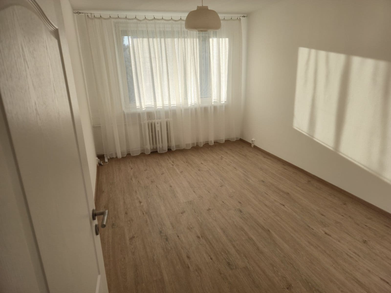 Prenájom bytu 3-izbový 77 m², Dědinova, Praha, Praha Prenájom bytu 3-izbový 77 m², Dědinova, Praha, Praha