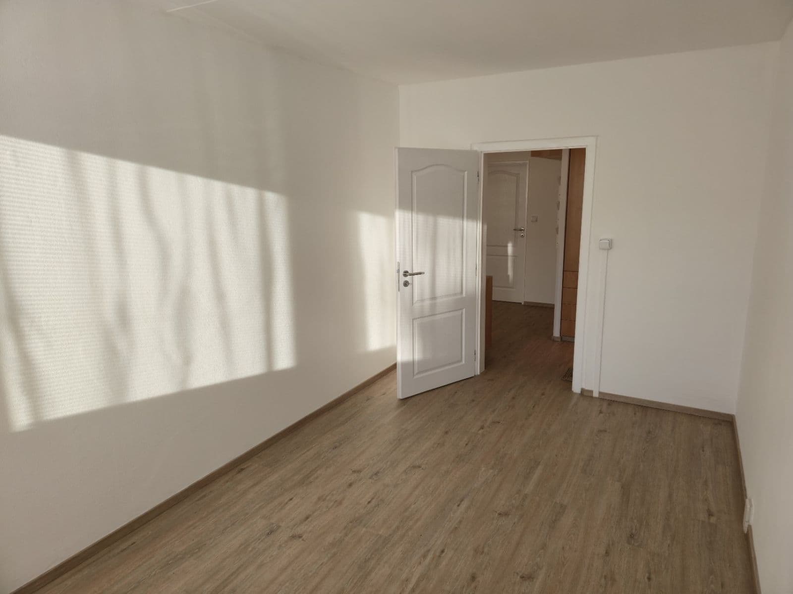 Prenájom bytu 3-izbový 77 m², Dědinova, Praha, Praha Prenájom bytu 3-izbový 77 m², Dědinova, Praha, Praha