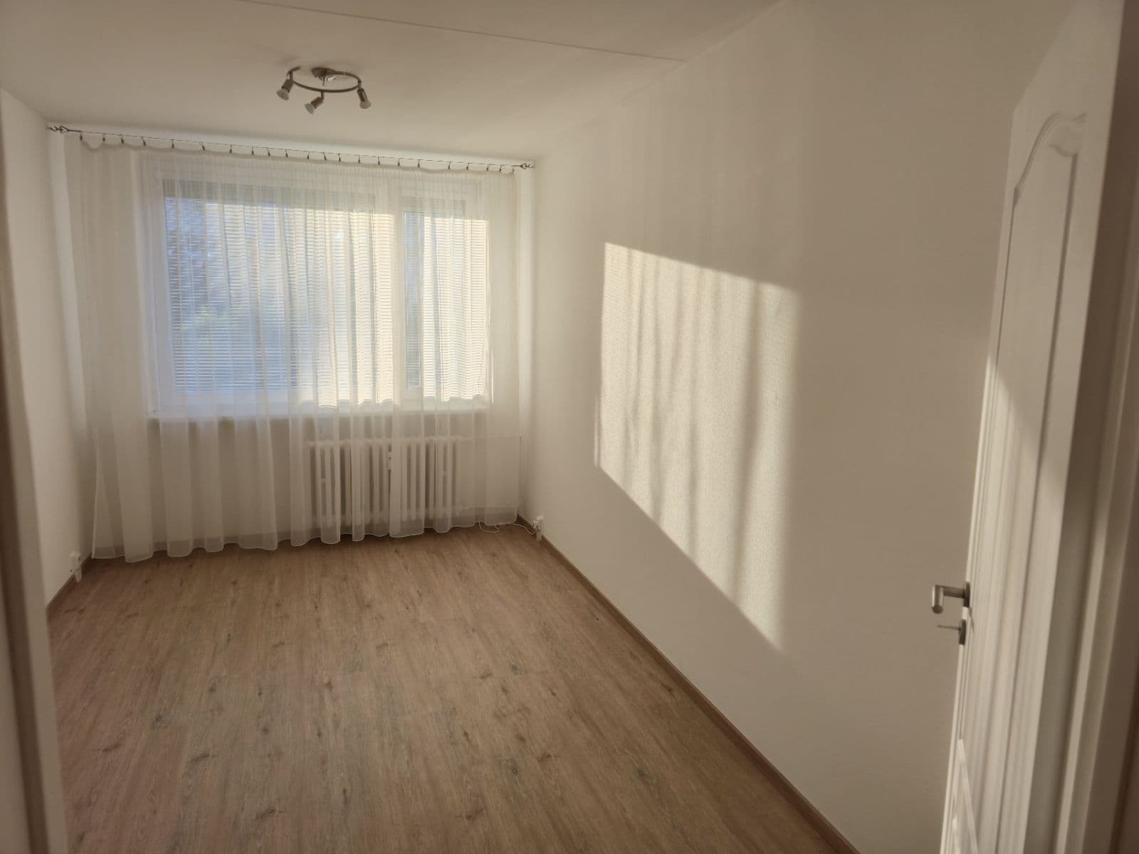 Prenájom bytu 3-izbový 77 m², Dědinova, Praha, Praha Prenájom bytu 3-izbový 77 m², Dědinova, Praha, Praha