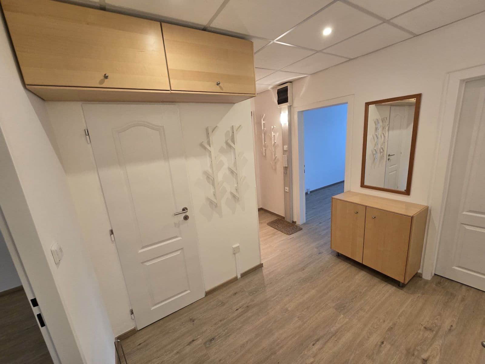 Prenájom bytu 3-izbový 77 m², Dědinova, Praha, Praha Prenájom bytu 3-izbový 77 m², Dědinova, Praha, Praha