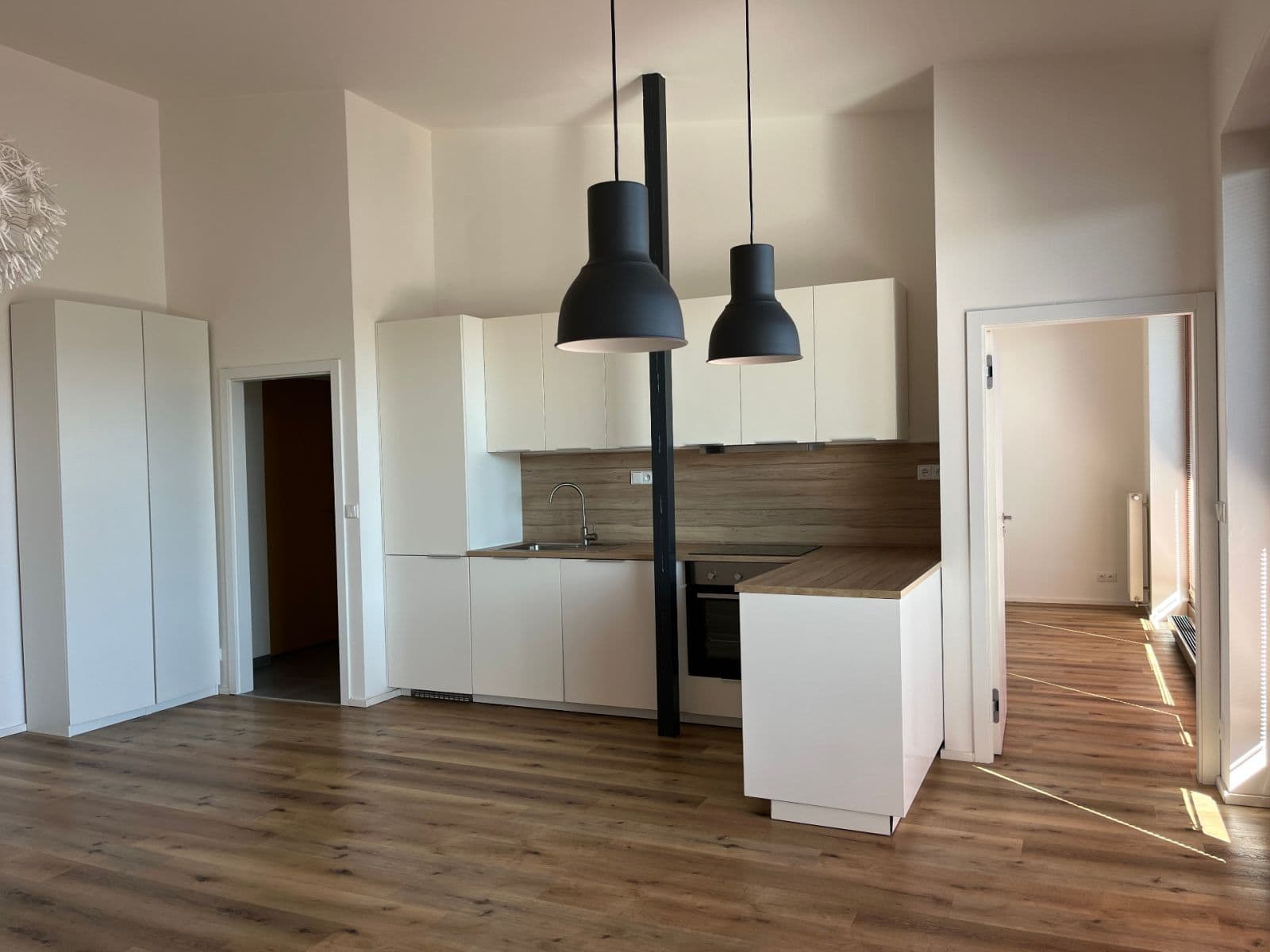 Prenájom bytu 2-izbový 80 m², U Náměstí, Dolní Břežany, Středočeský kraj Prenájom bytu 2-izbový 80 m², U Náměstí, Dolní Břežany, Středočeský kraj