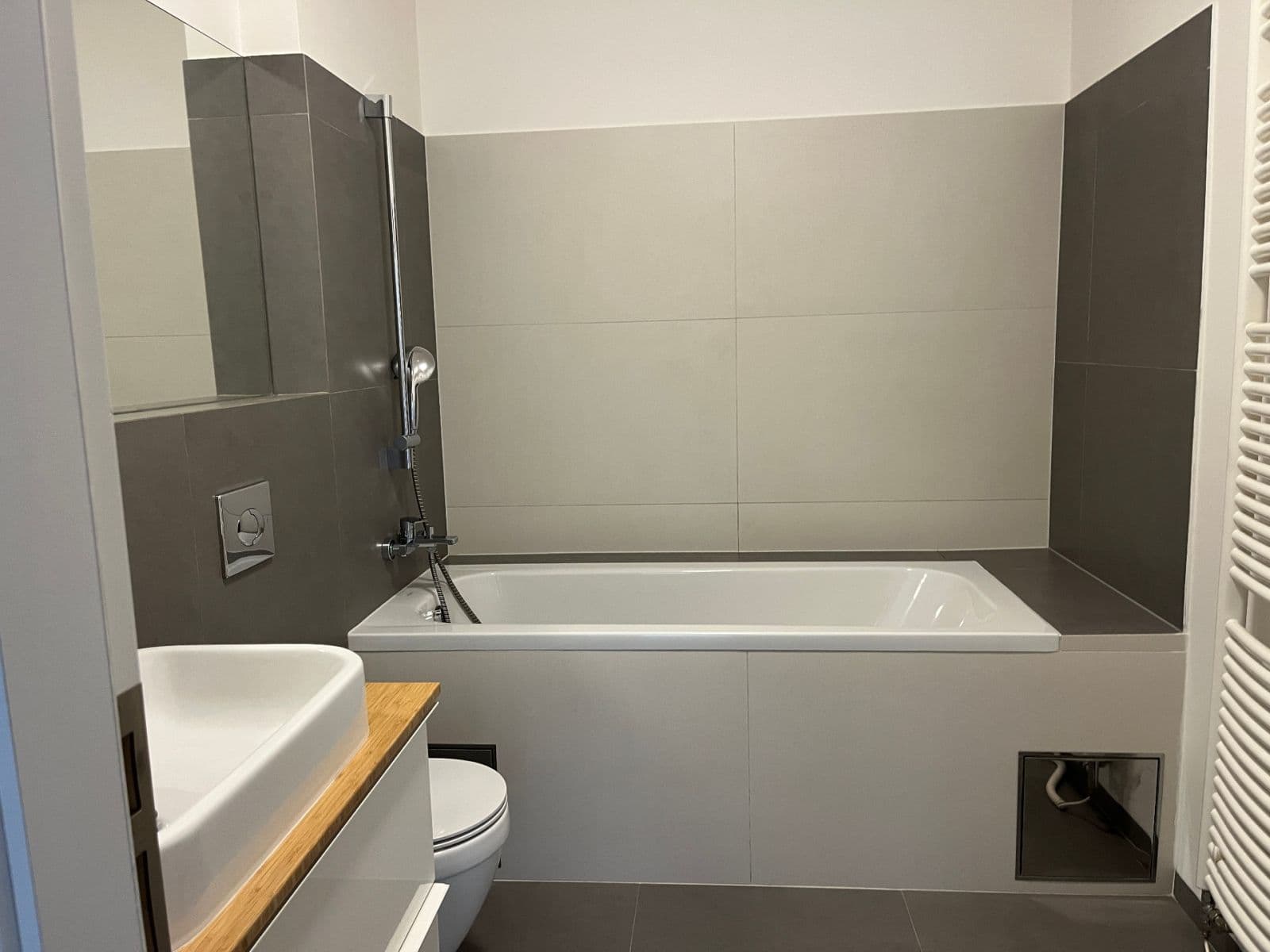 Prenájom bytu 2-izbový 80 m², U Náměstí, Dolní Břežany, Středočeský kraj Prenájom bytu 2-izbový 80 m², U Náměstí, Dolní Břežany, Středočeský kraj
