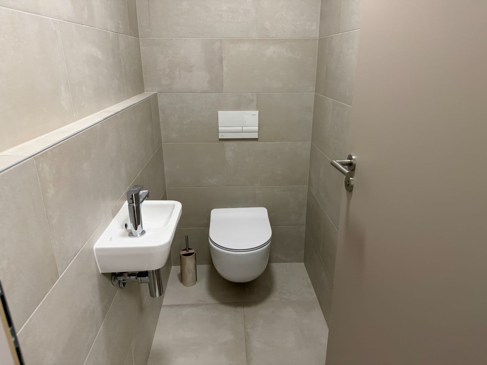 Prenájom bytu 2-izbový 50 m², Arnošta Valenty, Praha, Praha Prenájom bytu 2-izbový 50 m², Arnošta Valenty, Praha, Praha