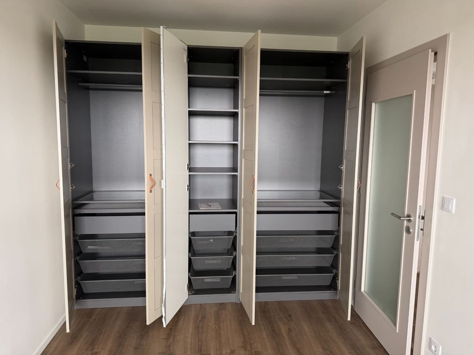 Prenájom bytu 2-izbový 50 m², Arnošta Valenty, Praha, Praha Prenájom bytu 2-izbový 50 m², Arnošta Valenty, Praha, Praha