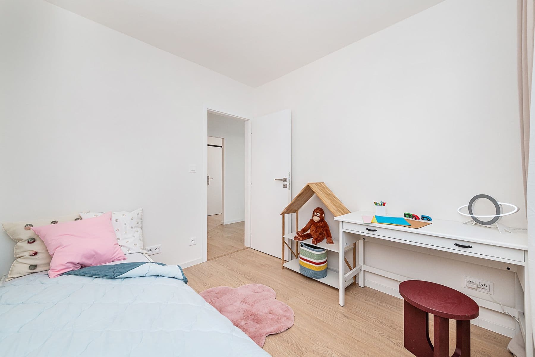 Predaj bytu 4-izbový 80 m², U Slavie, Praha, Praha Predaj bytu 4-izbový 80 m², U Slavie, Praha, Praha