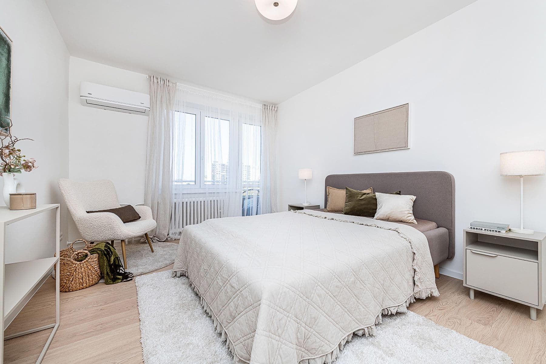 Predaj bytu 4-izbový 80 m², U Slavie, Praha, Praha Predaj bytu 4-izbový 80 m², U Slavie, Praha, Praha