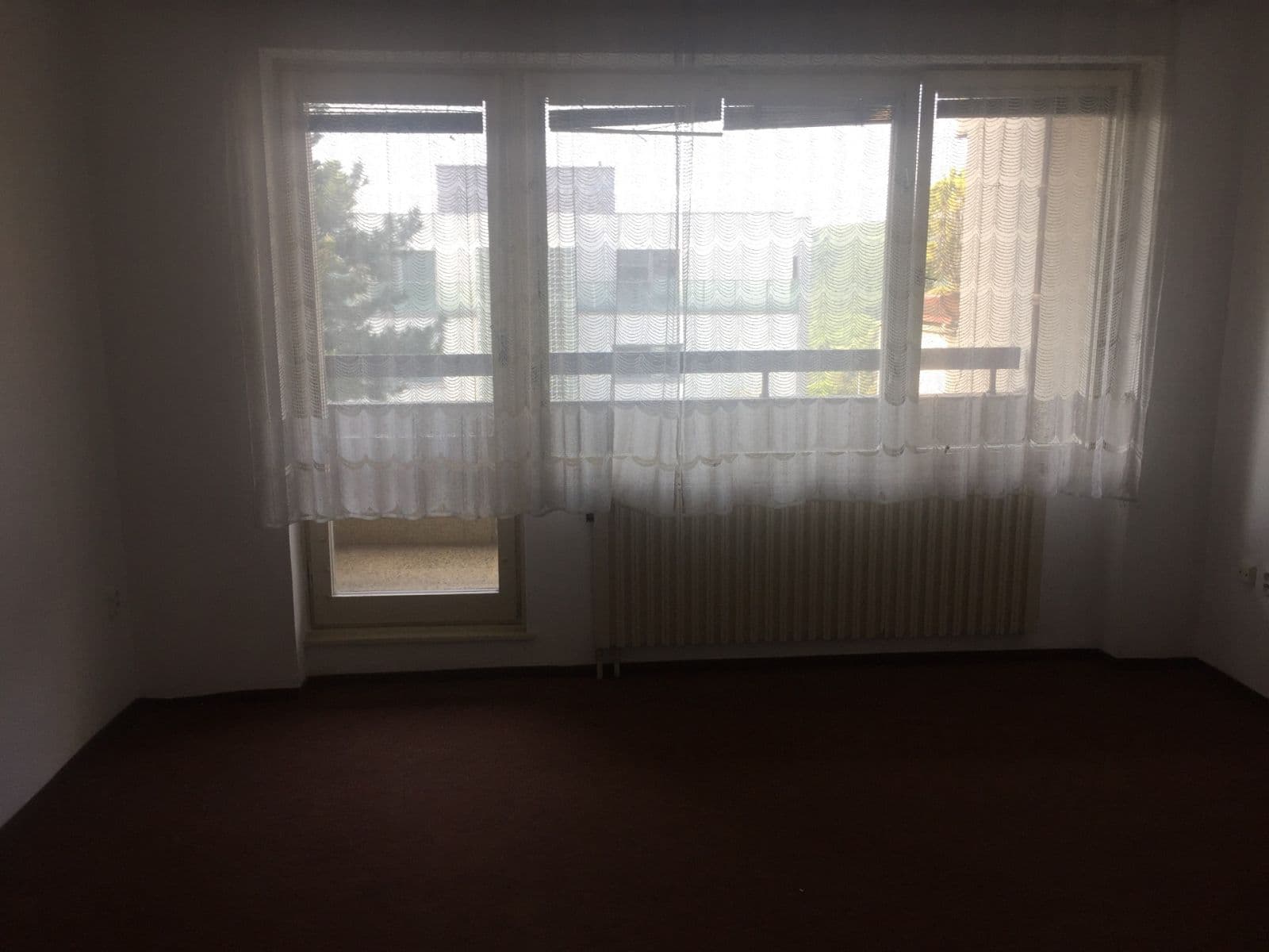 Prenájom bytu 1-izbový 49 m², Bohuslava Martinů, Brno, Jihomoravský kraj Prenájom bytu 1-izbový 49 m², Bohuslava Martinů, Brno, Jihomoravský kraj