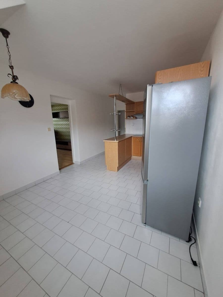 Prenájom bytu 3-izbový 95 m², Na Dědině, Vacenovice, Jihomoravský kraj Prenájom bytu 3-izbový 95 m², Na Dědině, Vacenovice, Jihomoravský kraj
