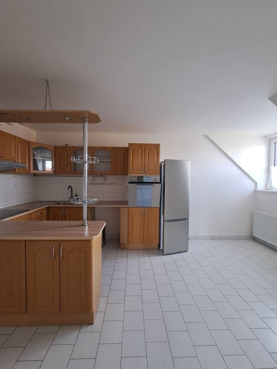 Prenájom bytu 3-izbový 95 m², Na Dědině, Vacenovice, Jihomoravský kraj Prenájom bytu 3-izbový 95 m², Na Dědině, Vacenovice, Jihomoravský kraj
