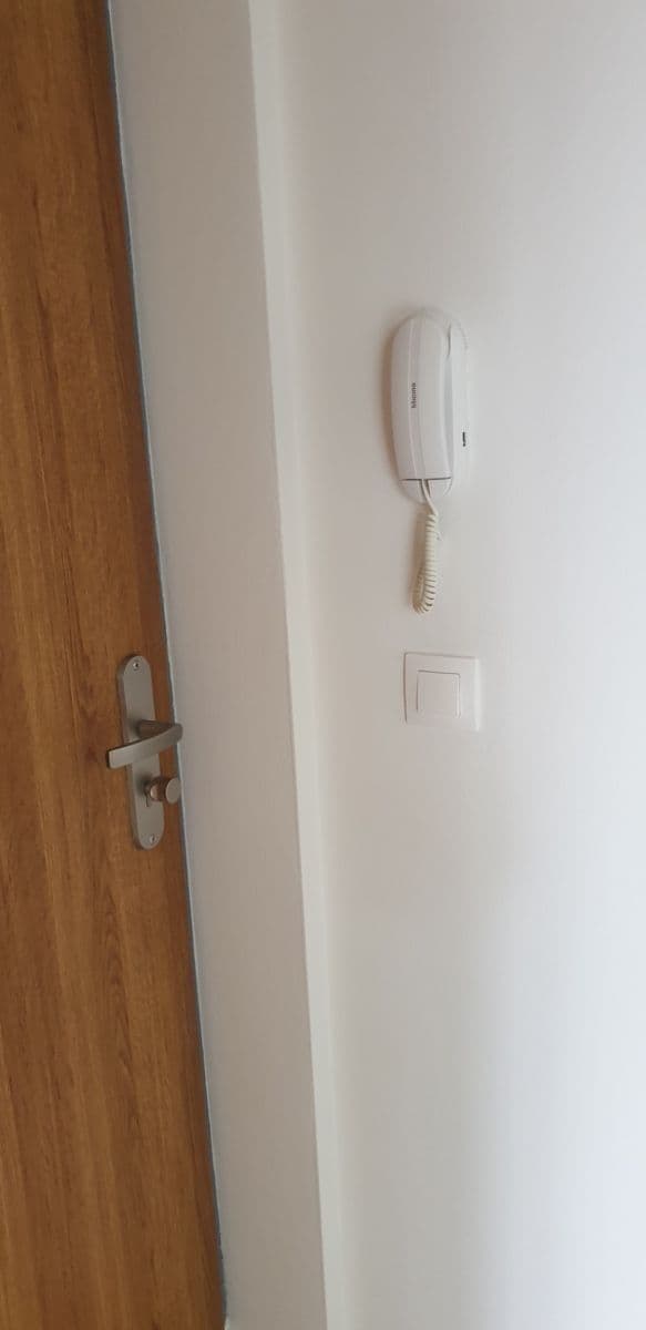 Prenájom bytu 2-izbový 53 m², Zátopkova, Milovice, Středočeský kraj Prenájom bytu 2-izbový 53 m², Zátopkova, Milovice, Středočeský kraj