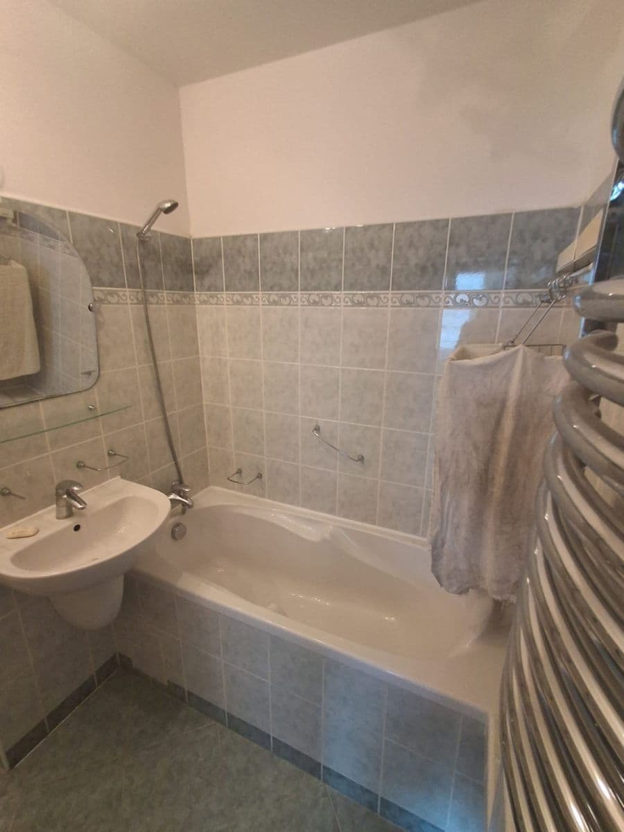 Prenájom bytu 3-izbový 69 m², Kotorská, Praha, Praha Prenájom bytu 3-izbový 69 m², Kotorská, Praha, Praha