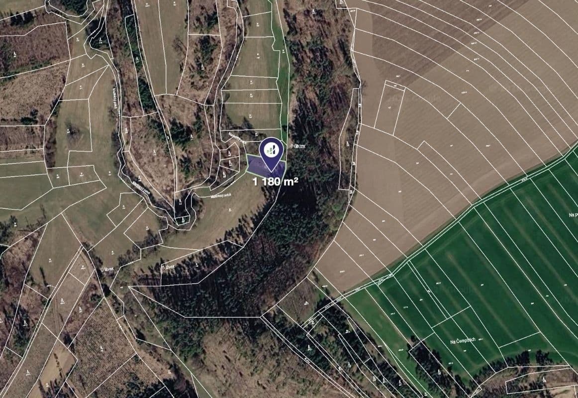 Predaj pozemku 34.076 m², Syrov, Kraj Vysočina Predaj pozemku 34.076 m², Syrov, Kraj Vysočina