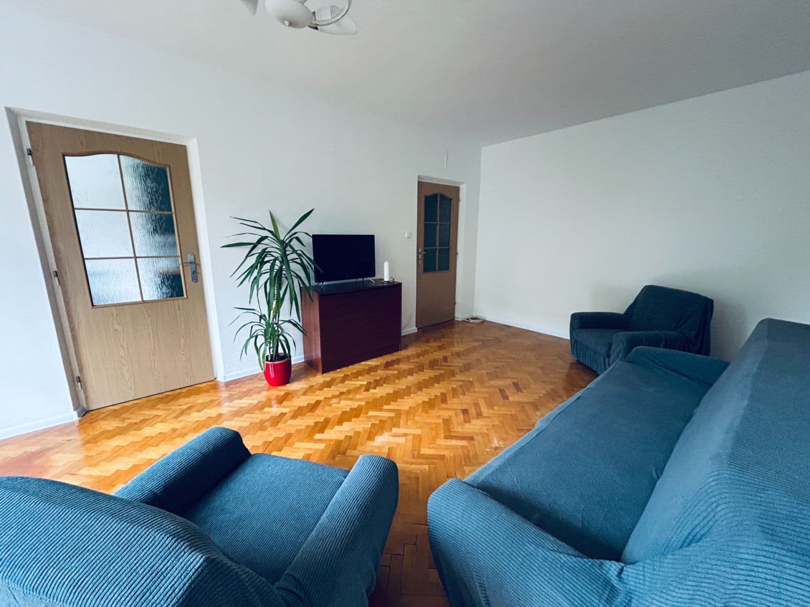 Prenájom bytu 2-izbový 66 m², Hlinská, Žilina, Žilinský kraj Prenájom bytu 2-izbový 66 m², Hlinská, Žilina, Žilinský kraj