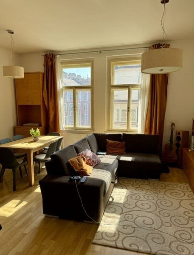 Prenájom bytu 3-izbový 88 m², Kubelíkova, Praha, Praha Prenájom bytu 3-izbový 88 m², Kubelíkova, Praha, Praha