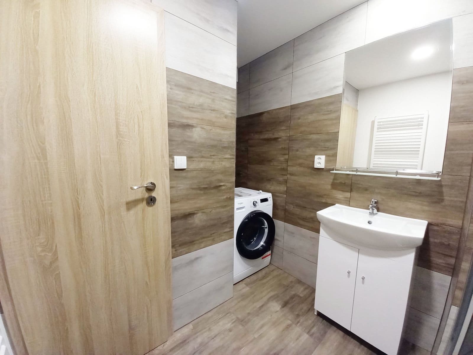 Prenájom bytu 2-izbový 52 m², U Kina, Říčany, Středočeský kraj Prenájom bytu 2-izbový 52 m², U Kina, Říčany, Středočeský kraj