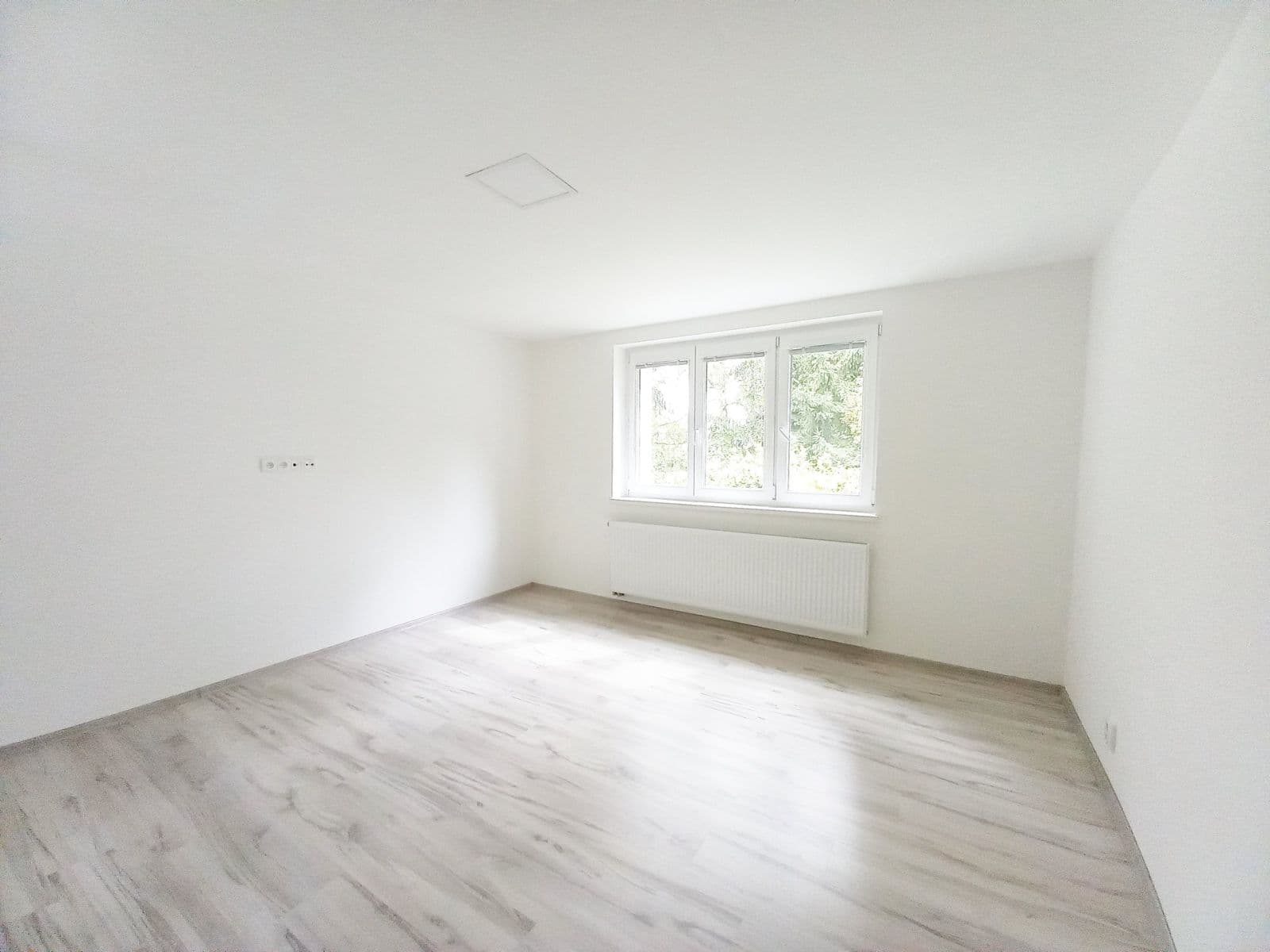 Prenájom bytu 2-izbový 52 m², U Kina, Říčany, Středočeský kraj Prenájom bytu 2-izbový 52 m², U Kina, Říčany, Středočeský kraj
