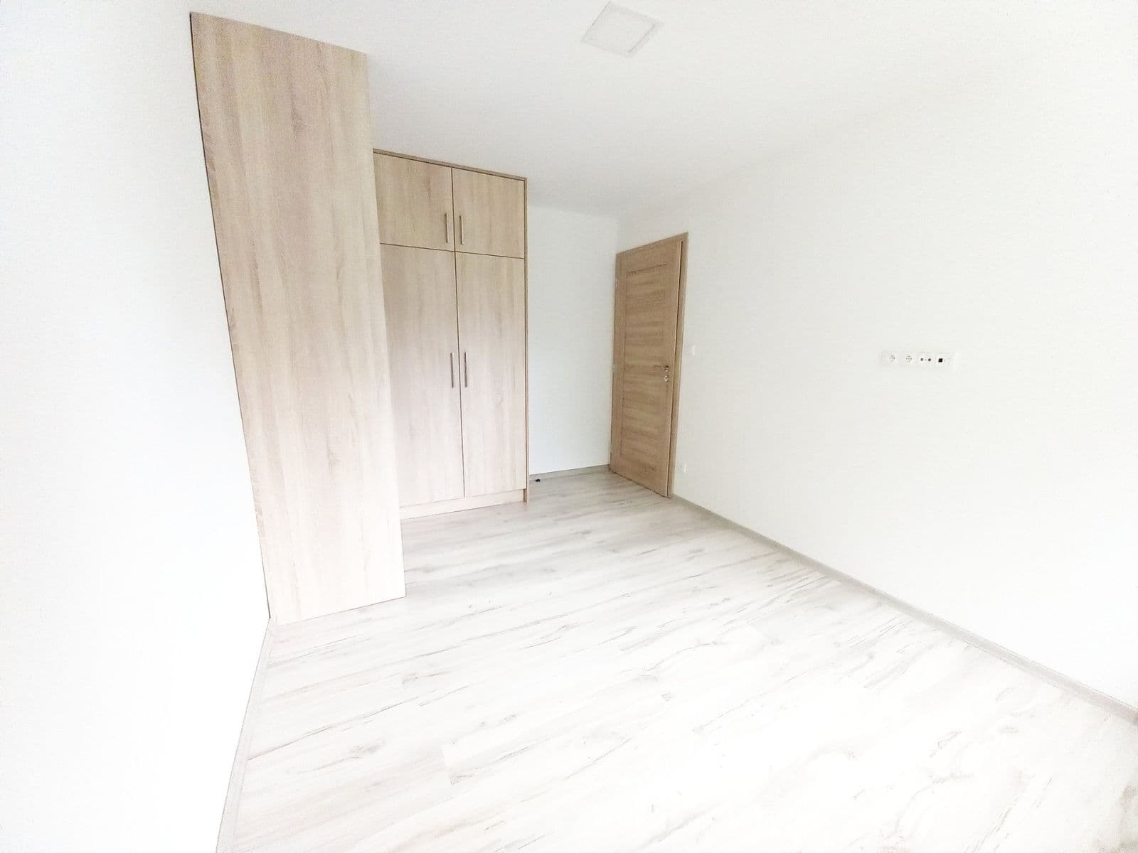 Prenájom bytu 2-izbový 52 m², U Kina, Říčany, Středočeský kraj Prenájom bytu 2-izbový 52 m², U Kina, Říčany, Středočeský kraj