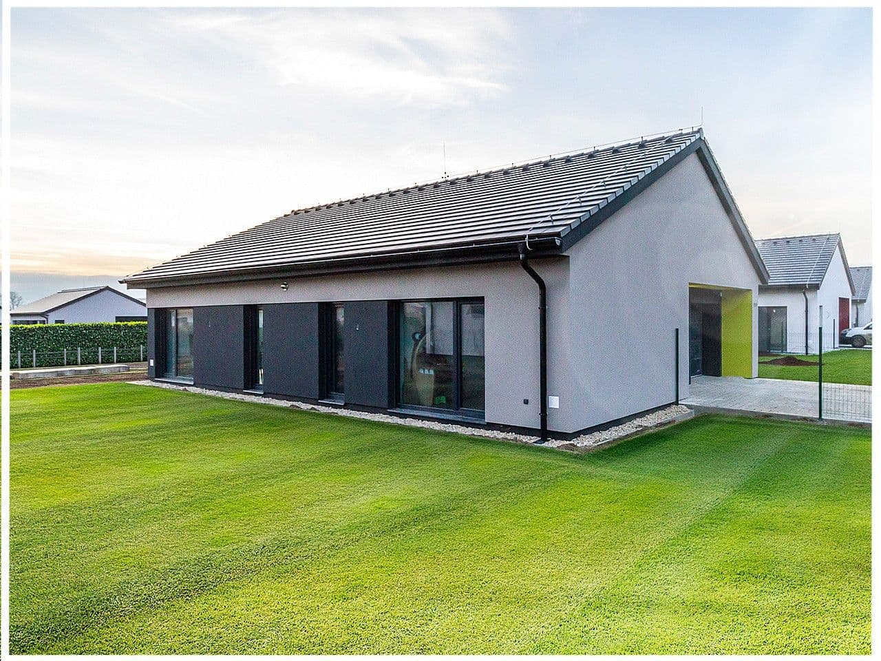 Predaj domu 120 m², pozemok 834 m², Spojovací, Kostelec nad Labem, Středočeský kraj Predaj domu 120 m², pozemok 834 m², Spojovací, Kostelec nad Labem, Středočeský kraj