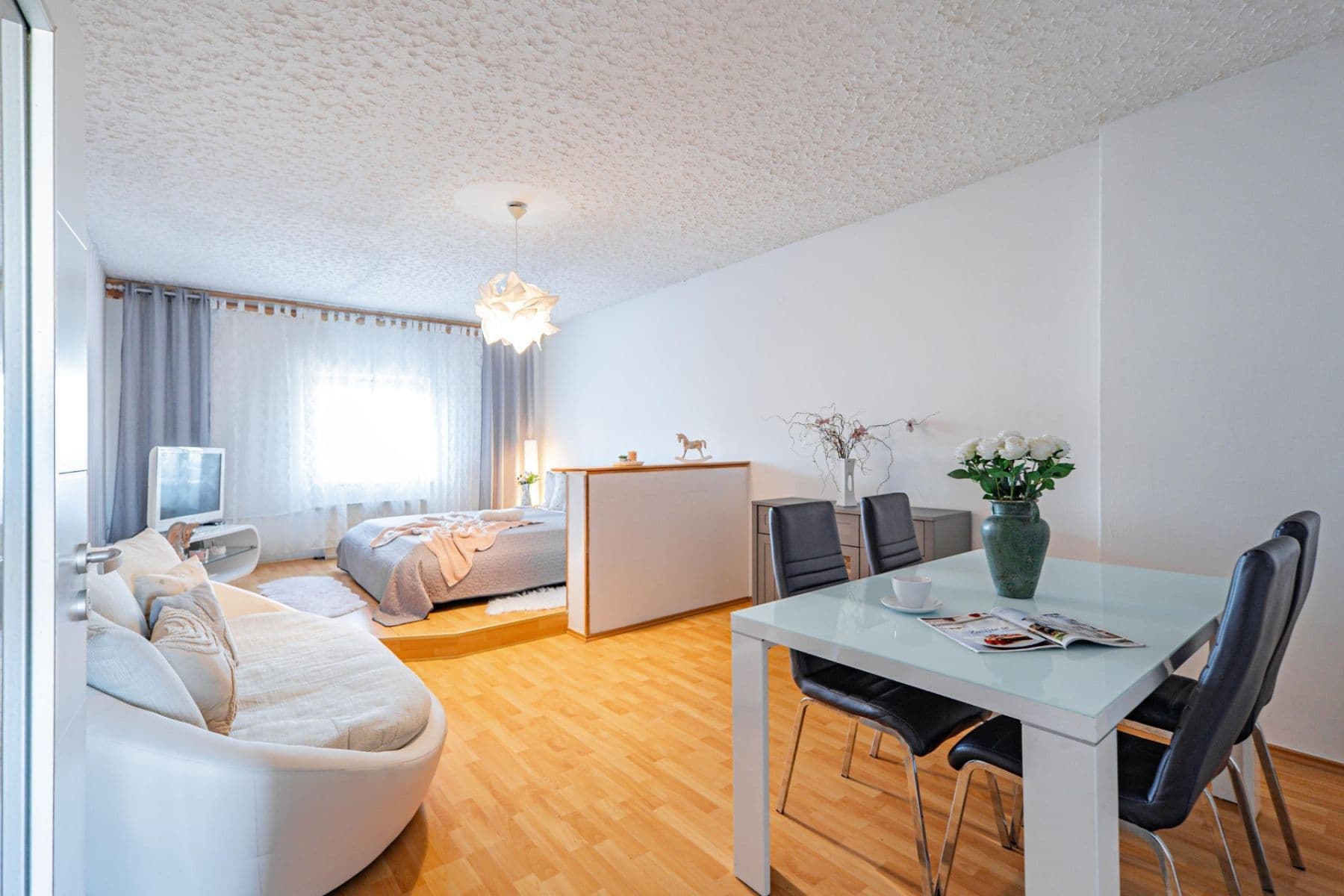 Prenájom bytu 2-izbový 76 m², nábřeží Jana Palacha, Karlovy Vary, Karlovarský kraj Prenájom bytu 2-izbový 76 m², nábřeží Jana Palacha, Karlovy Vary, Karlovarský kraj