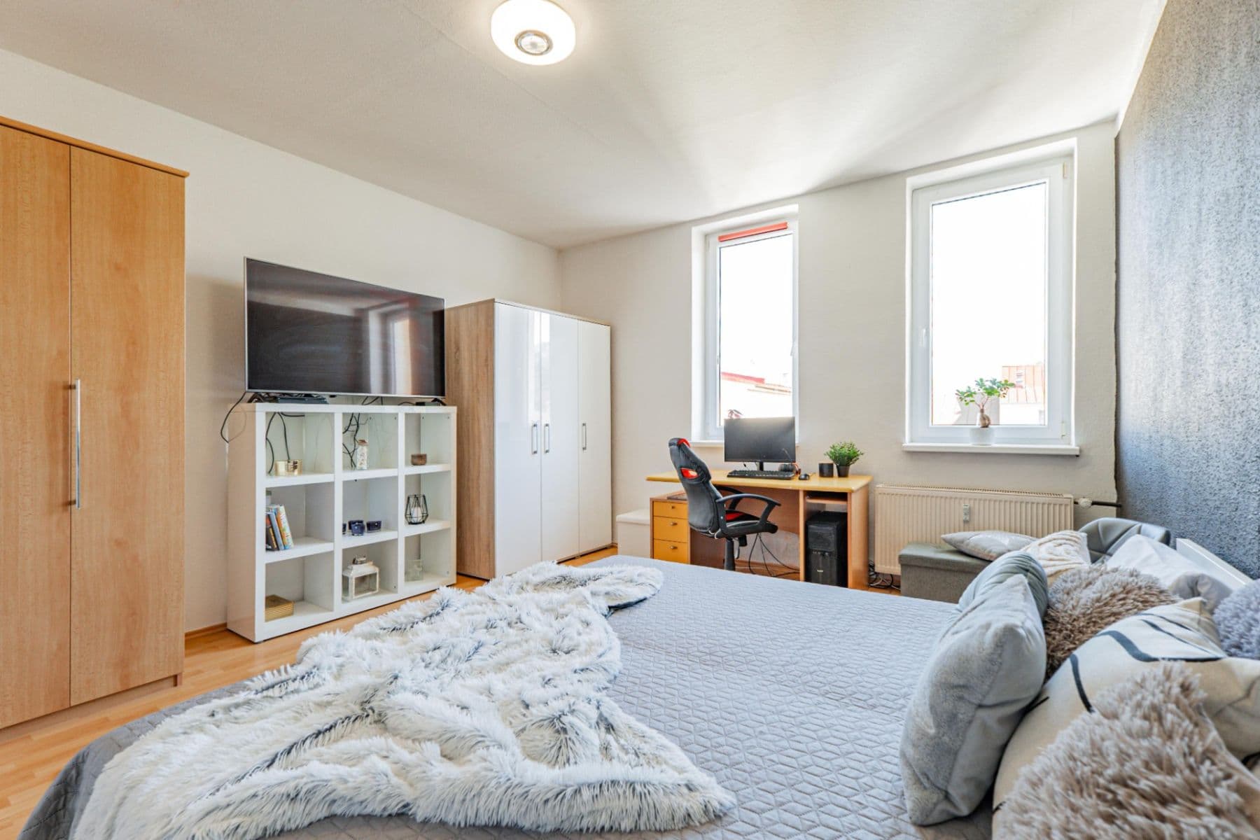 Prenájom bytu 2-izbový 76 m², nábřeží Jana Palacha, Karlovy Vary, Karlovarský kraj Prenájom bytu 2-izbový 76 m², nábřeží Jana Palacha, Karlovy Vary, Karlovarský kraj