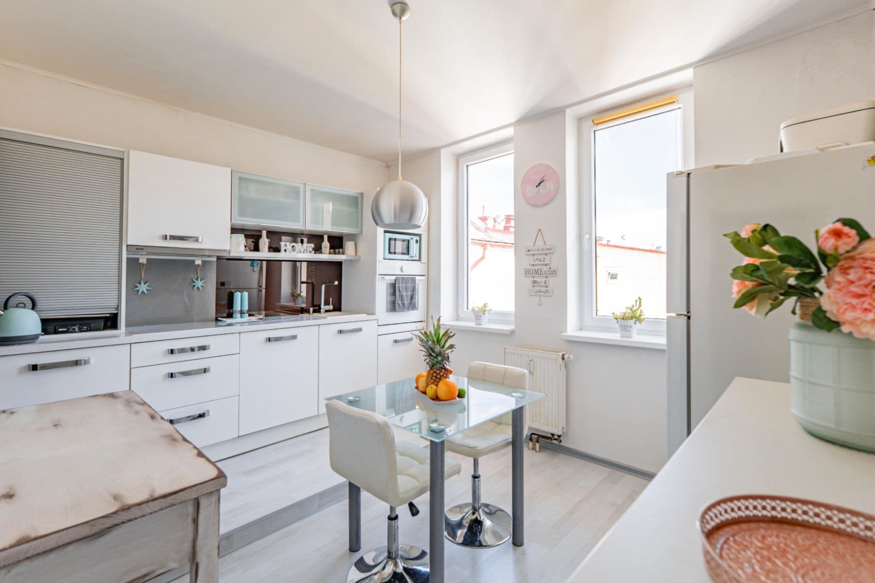 Prenájom bytu 2-izbový 76 m², nábřeží Jana Palacha, Karlovy Vary, Karlovarský kraj Prenájom bytu 2-izbový 76 m², nábřeží Jana Palacha, Karlovy Vary, Karlovarský kraj