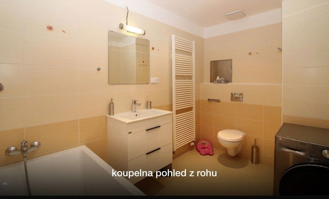 Prenájom bytu 2-izbový 43 m², K Dálnici, Praha, Praha Prenájom bytu 2-izbový 43 m², K Dálnici, Praha, Praha
