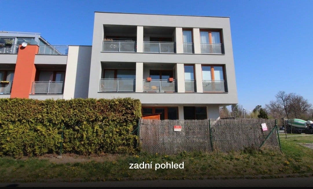 Prenájom bytu 2-izbový 43 m², K Dálnici, Praha, Praha Prenájom bytu 2-izbový 43 m², K Dálnici, Praha, Praha