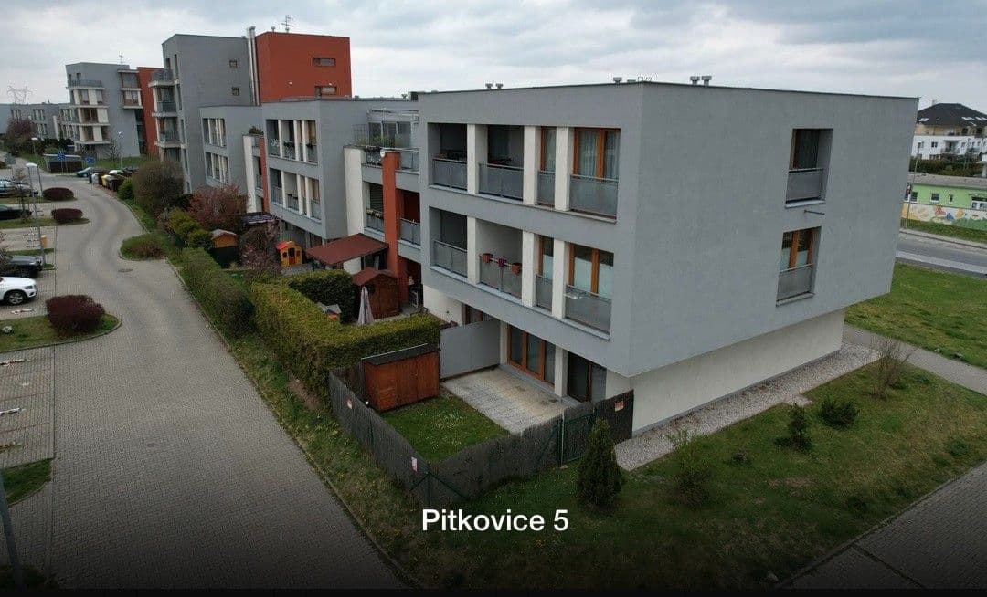 Prenájom bytu 2-izbový 43 m², K Dálnici, Praha, Praha Prenájom bytu 2-izbový 43 m², K Dálnici, Praha, Praha