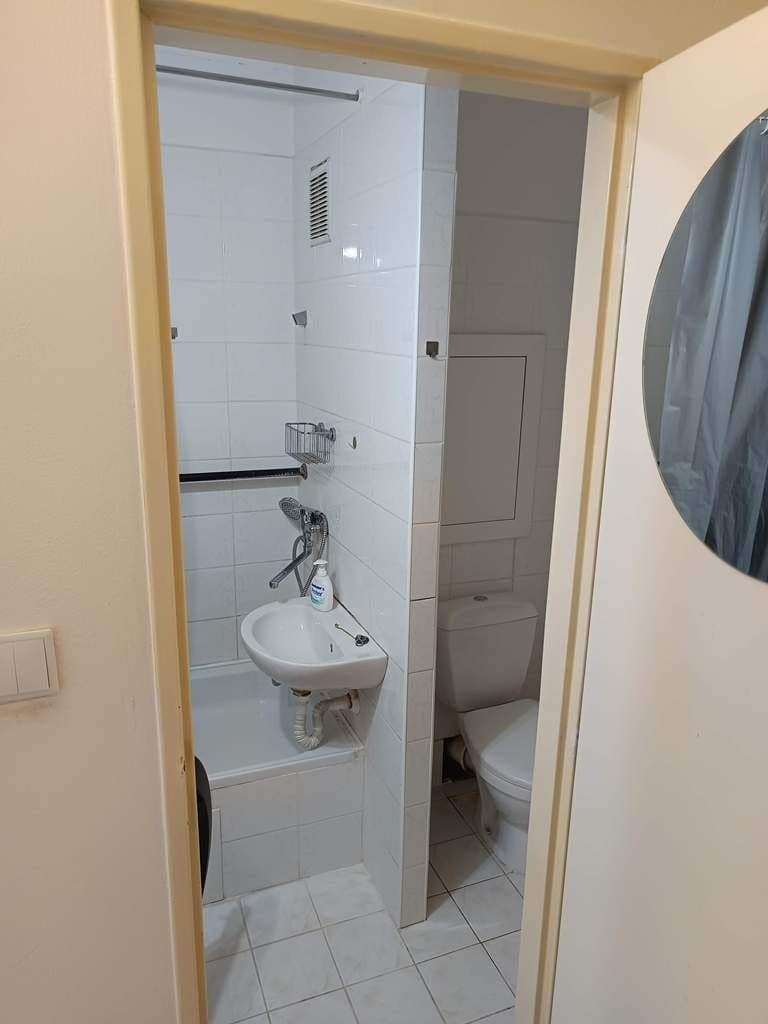 Prenájom bytu 1-izbový 29 m², Jiráskova, Pardubice, Pardubický kraj Prenájom bytu 1-izbový 29 m², Jiráskova, Pardubice, Pardubický kraj