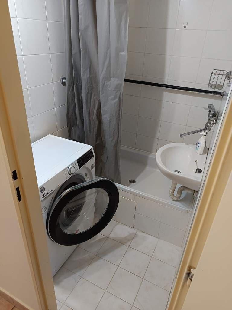 Prenájom bytu 1-izbový 29 m², Jiráskova, Pardubice, Pardubický kraj Prenájom bytu 1-izbový 29 m², Jiráskova, Pardubice, Pardubický kraj