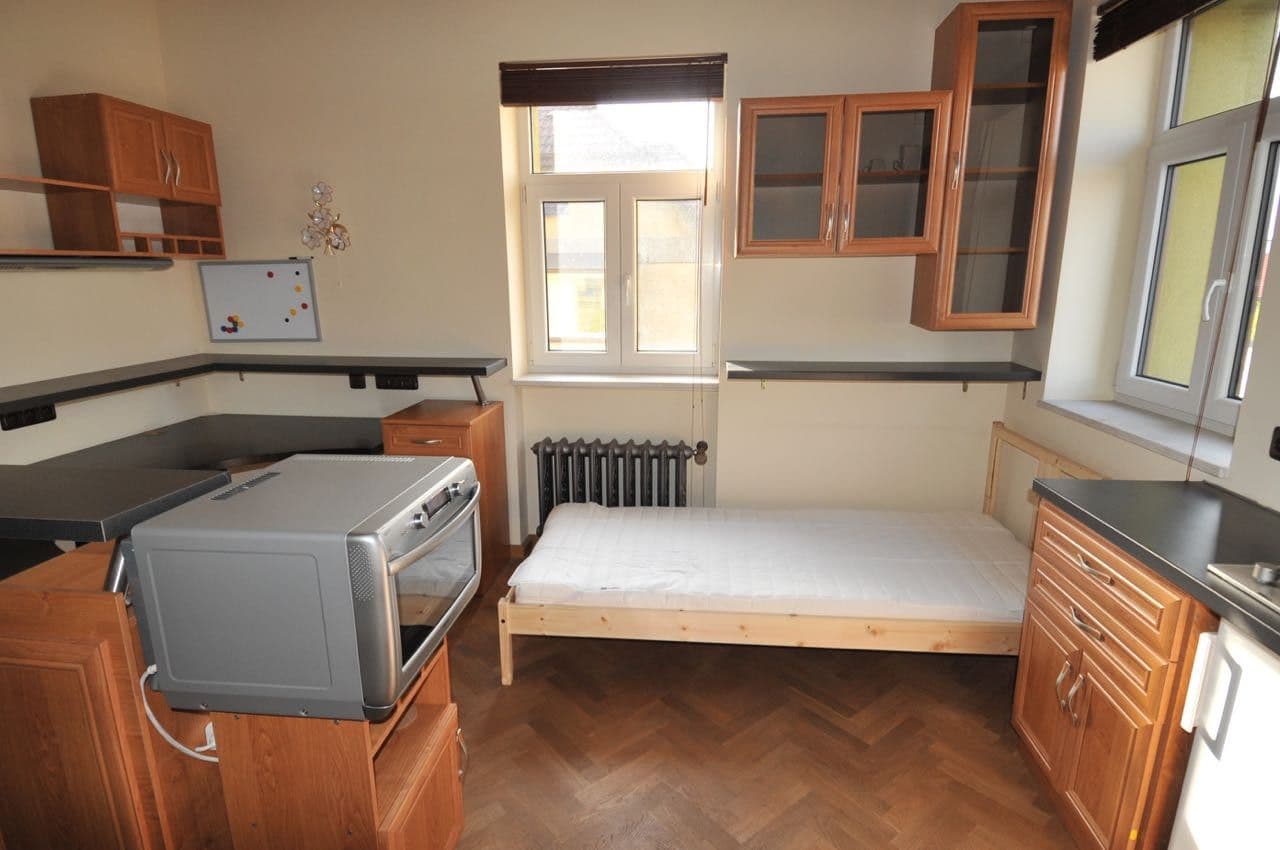 Prenájom bytu 1-izbový 15 m², V Olšinách, Praha, Praha Prenájom bytu 1-izbový 15 m², V Olšinách, Praha, Praha