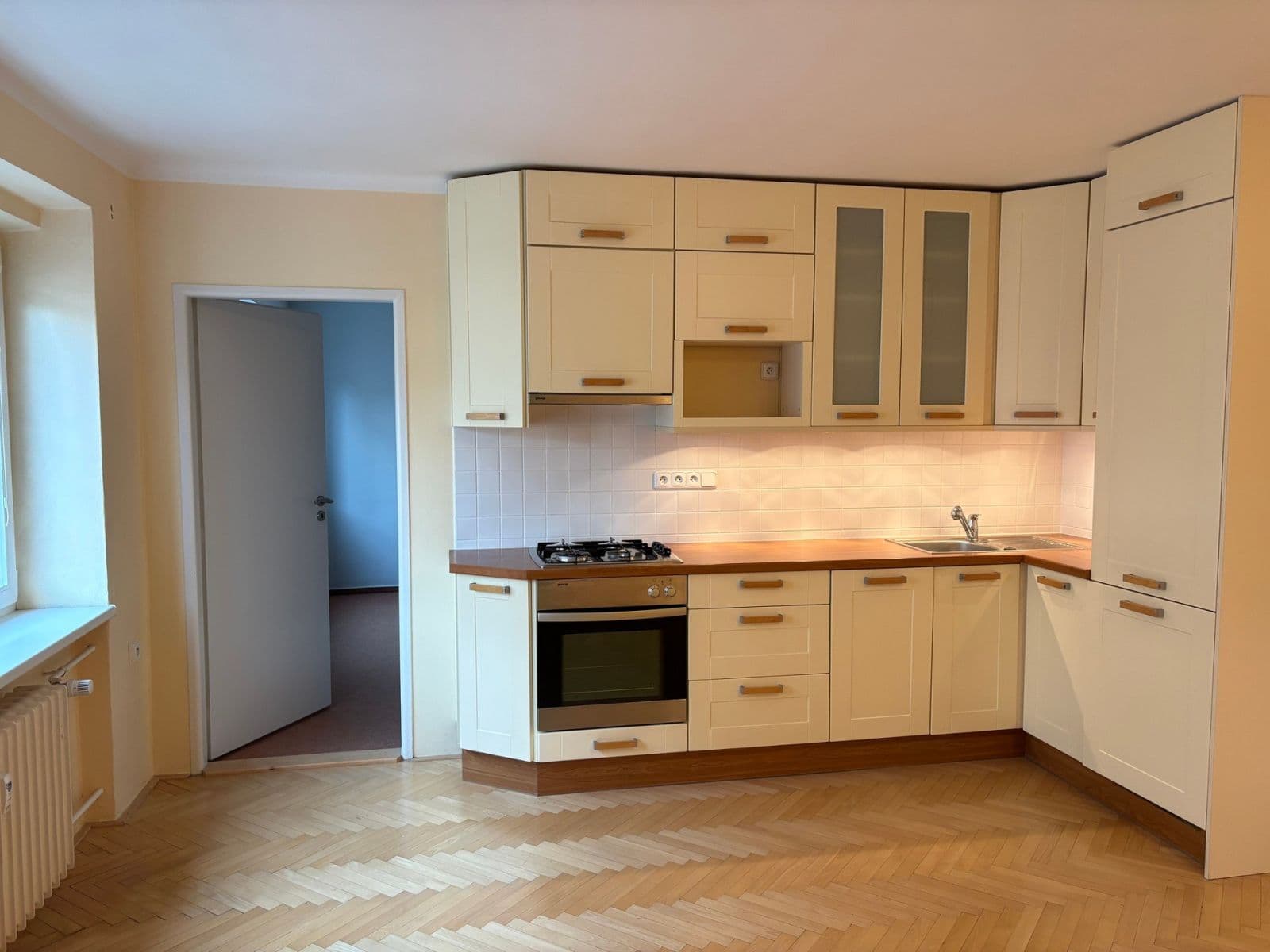 Prenájom bytu 3-izbový 70 m², Vančurova, Olomouc, Olomoucký kraj Prenájom bytu 3-izbový 70 m², Vančurova, Olomouc, Olomoucký kraj
