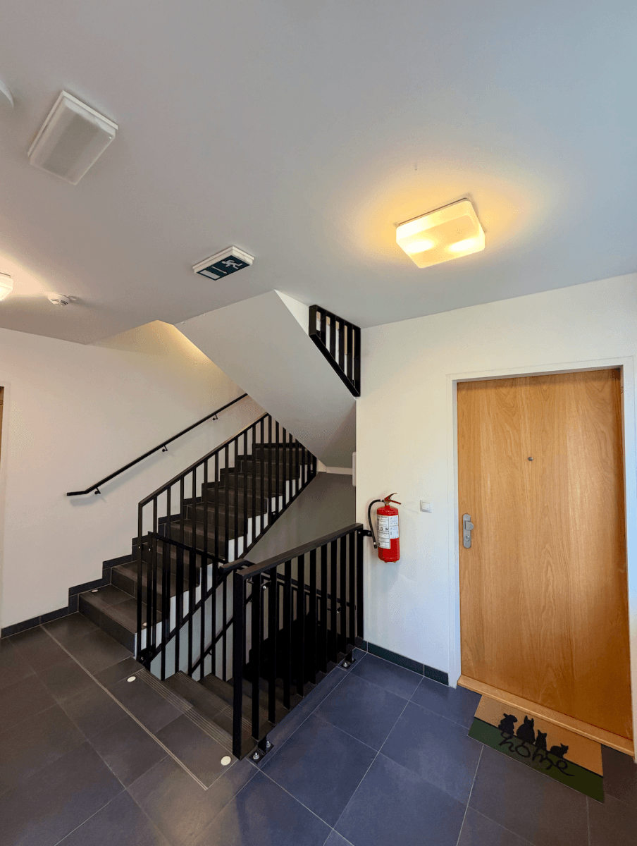 Prenájom bytu 2-izbový 56 m², Dělnická, Praha, Praha Prenájom bytu 2-izbový 56 m², Dělnická, Praha, Praha