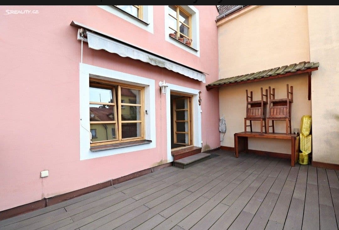 Prenájom bytu 3-izbový 80 m², 5. května, Horšovský Týn, Plzeňský kraj Prenájom bytu 3-izbový 80 m², 5. května, Horšovský Týn, Plzeňský kraj