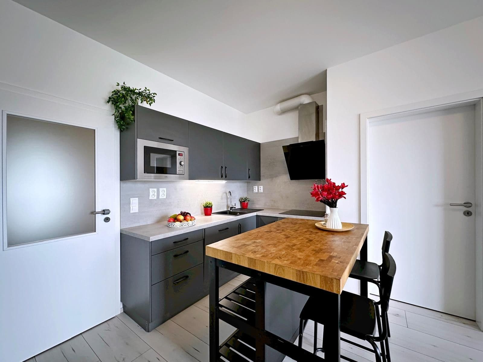 Predaj bytu 3-izbový 67 m², Na Zlaté stoce, České Budějovice, Jihočeský kraj Predaj bytu 3-izbový 67 m², Na Zlaté stoce, České Budějovice, Jihočeský kraj