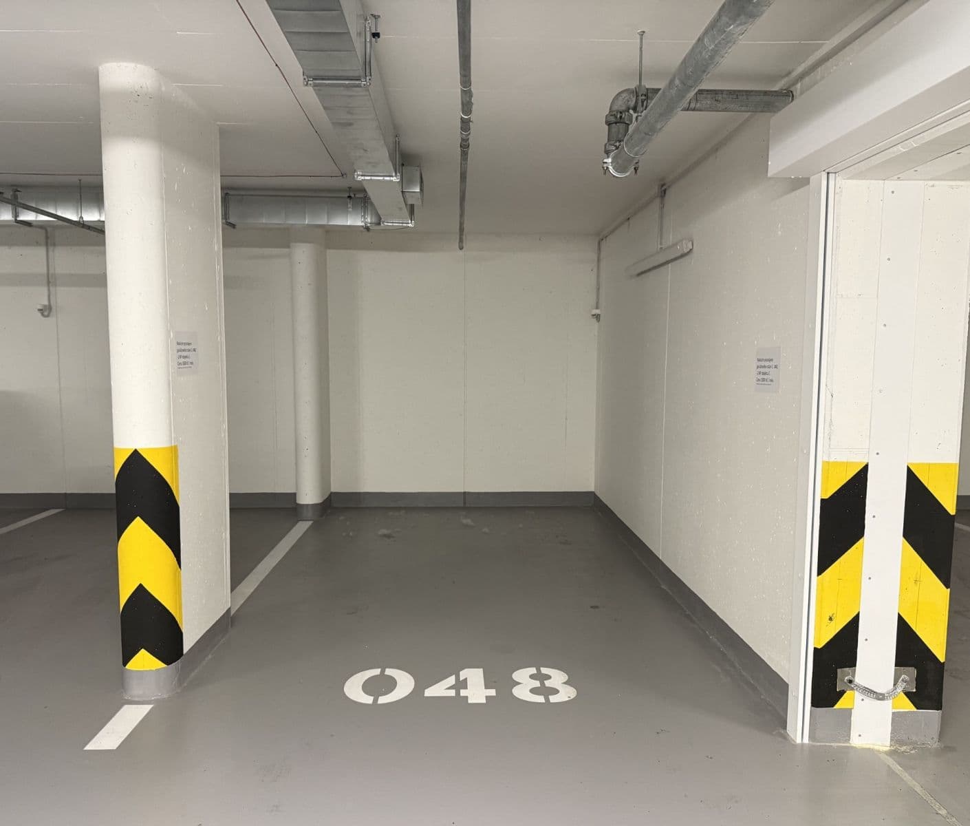 Prenájom garáže 14 m², Poděbradská, Praha, Praha Prenájom garáže 14 m², Poděbradská, Praha, Praha