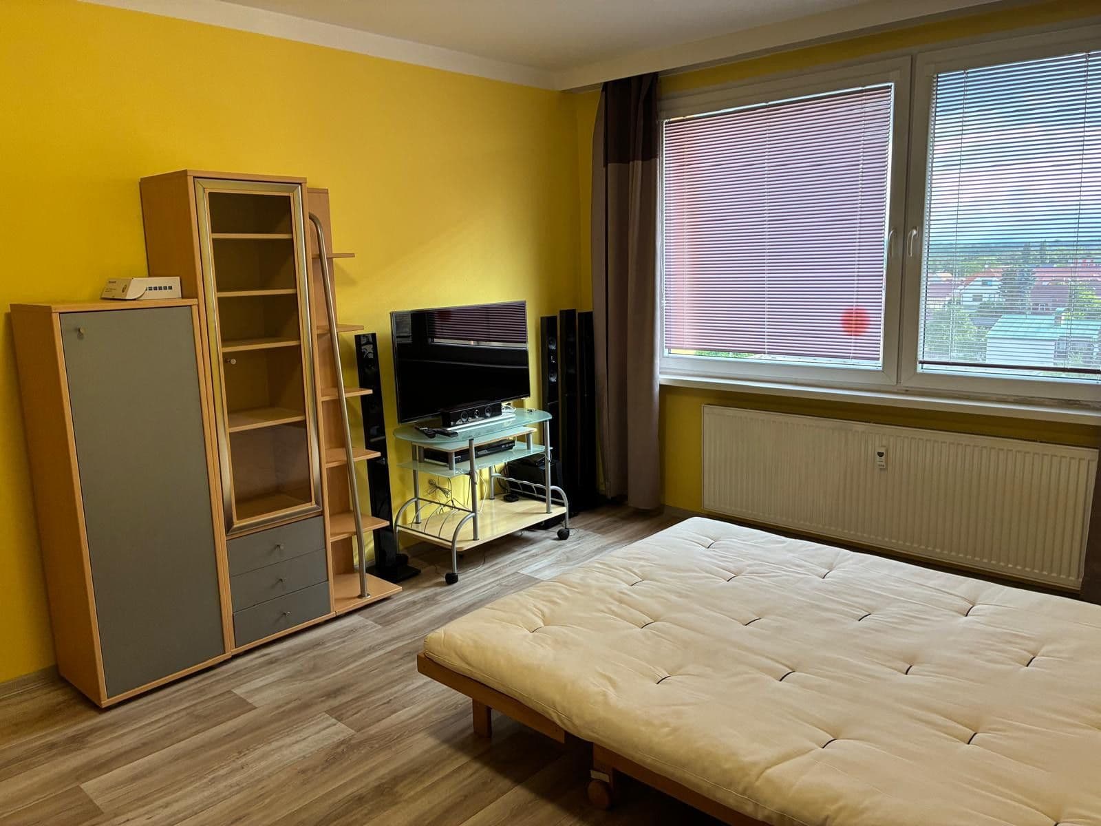 Prenájom bytu 1-izbový 38 m², Na Domovině, Praha, Praha Prenájom bytu 1-izbový 38 m², Na Domovině, Praha, Praha