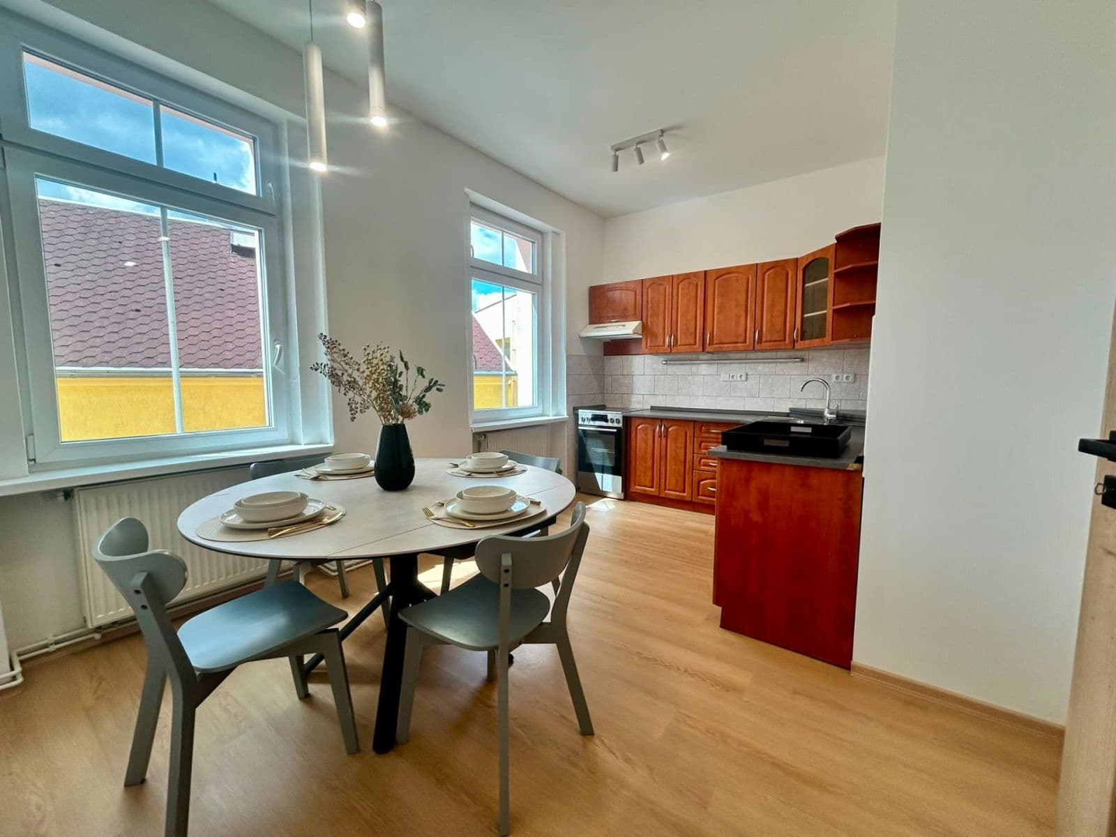 Predaj bytu 2-izbový 63 m², 1. máje, Hrádek nad Nisou, Liberecký kraj Predaj bytu 2-izbový 63 m², 1. máje, Hrádek nad Nisou, Liberecký kraj