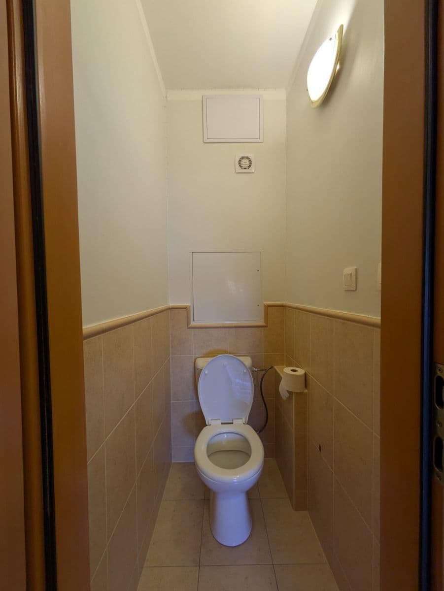 Prenájom bytu 3-izbový 69 m², Koprivnická, Dúbravka, Bratislavský kraj Prenájom bytu 3-izbový 69 m², Koprivnická, Dúbravka, Bratislavský kraj