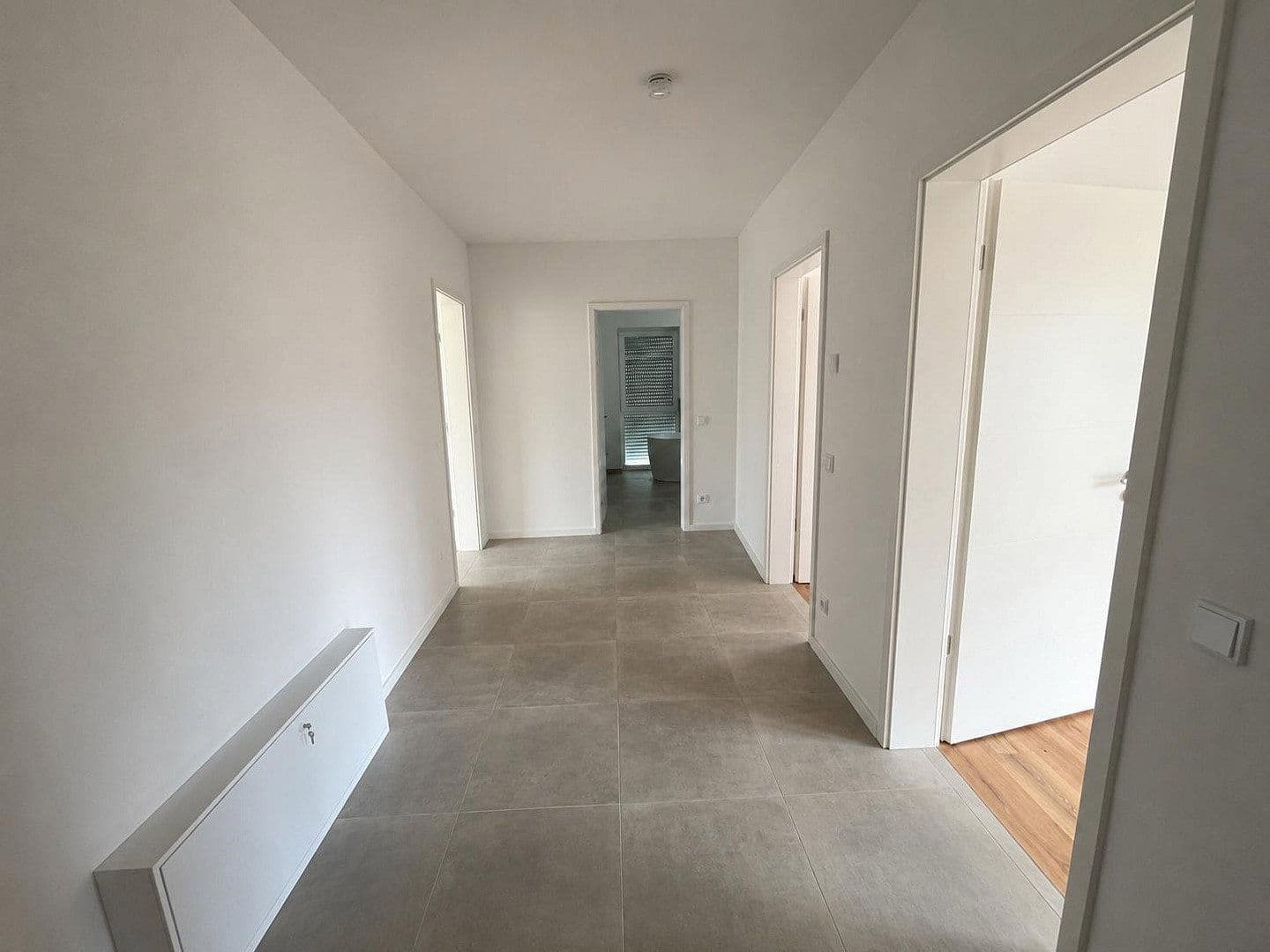 Prenájom bytu 3-izbový 82 m², Carl-Adam-Petri-Straße, Brandenburg - Potsdam, Brandenbursko Prenájom bytu 3-izbový 82 m², Carl-Adam-Petri-Straße, Brandenburg - Potsdam, Brandenbursko