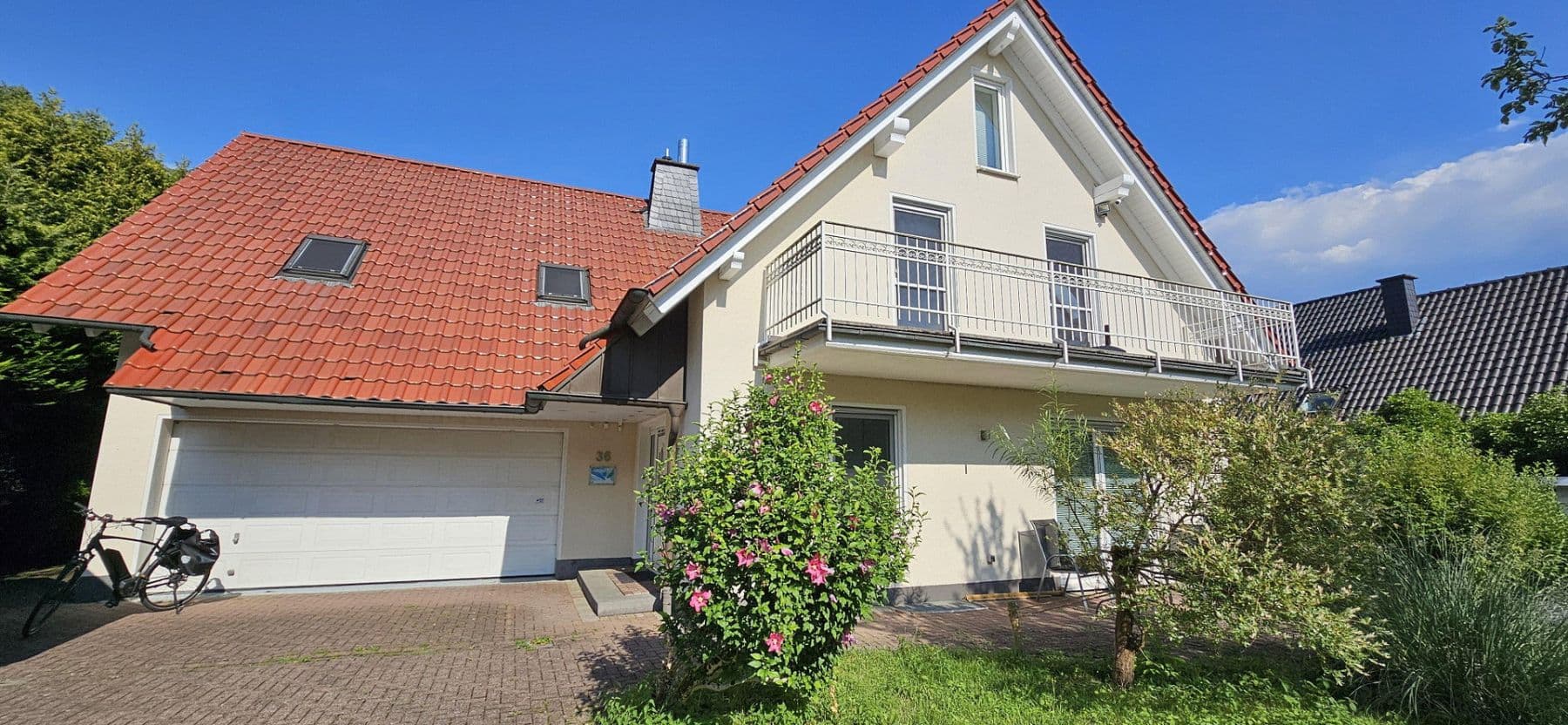 Prenájom bytu 4-izbový 159 m², Möhnesee, Severné Porýnie - Westfálsko Prenájom bytu 4-izbový 159 m², Möhnesee, Severné Porýnie - Westfálsko