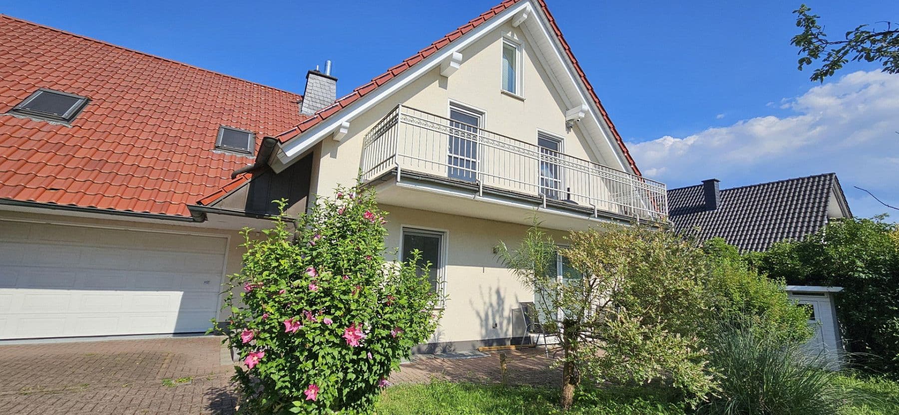 Prenájom bytu 4-izbový 159 m², Möhnesee, Severné Porýnie - Westfálsko Prenájom bytu 4-izbový 159 m², Möhnesee, Severné Porýnie - Westfálsko