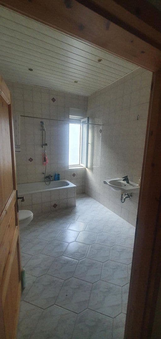 Predaj domu 315 m², pozemok 652 m², Ütterlingser Str. 23, Werdohl, Severné Porýnie - Westfálsko Predaj domu 315 m², pozemok 652 m², Ütterlingser Str. 23, Werdohl, Severné Porýnie - Westfálsko