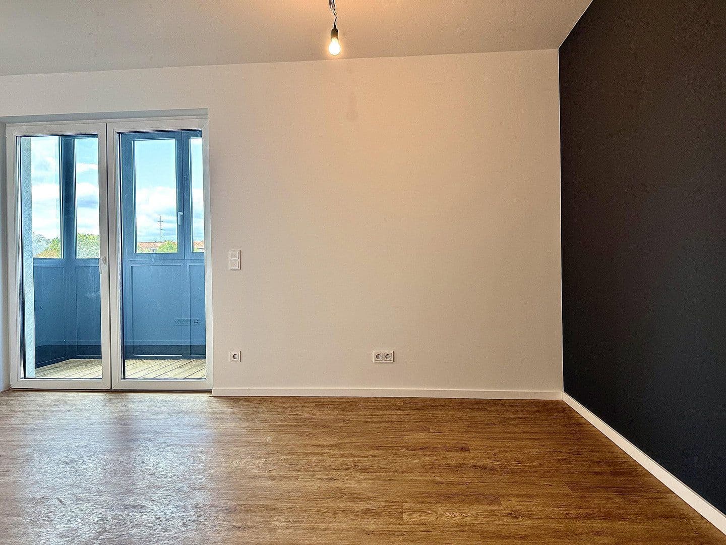 Prenájom bytu 1-izbový 28 m², Berlin, Berlín Prenájom bytu 1-izbový 28 m², Berlin, Berlín