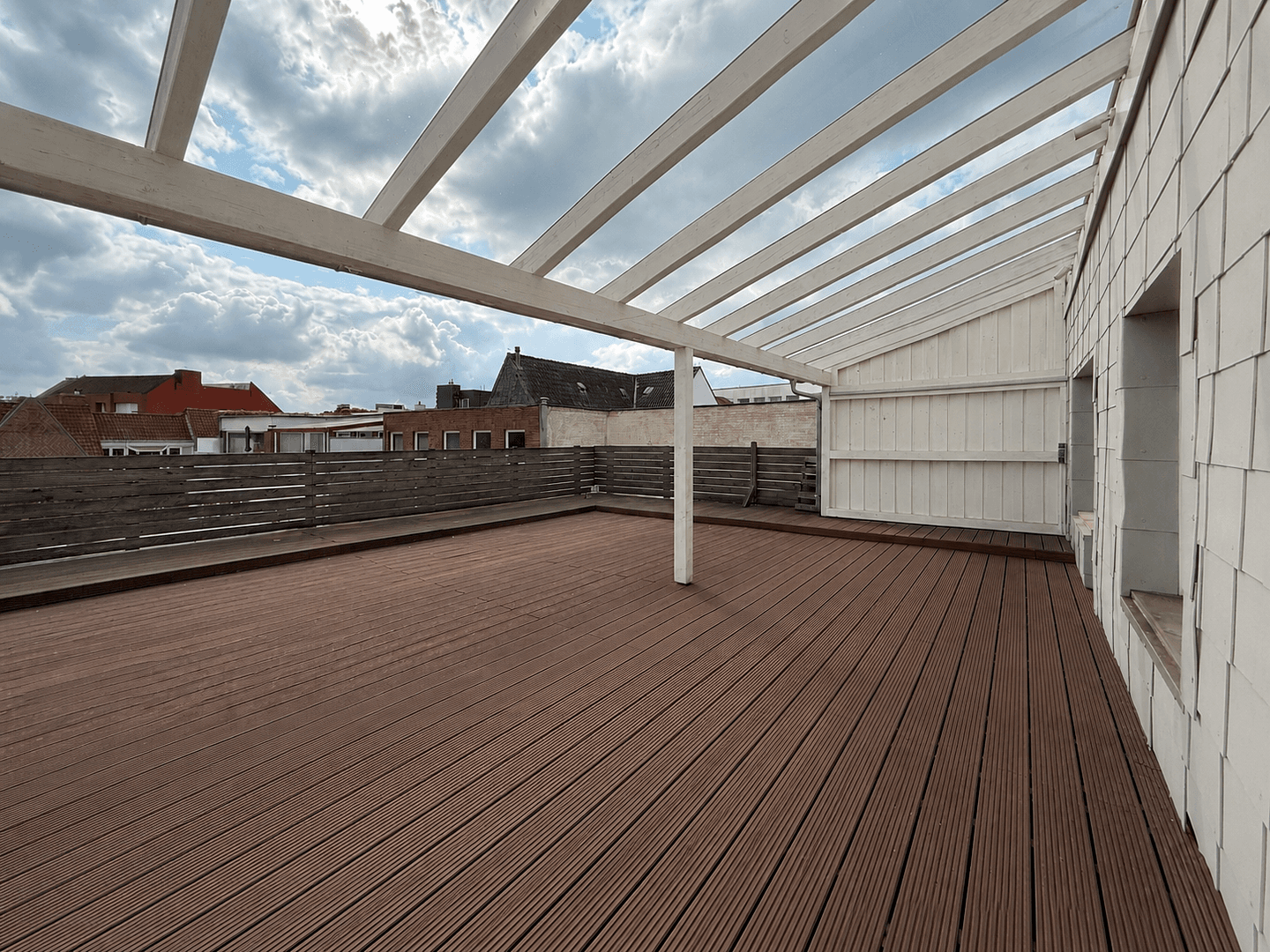 Prenájom bytu 3-izbový 115 m², Marienstraße 1a, Lingen (Ems), Dolné Sasko Prenájom bytu 3-izbový 115 m², Marienstraße 1a, Lingen (Ems), Dolné Sasko